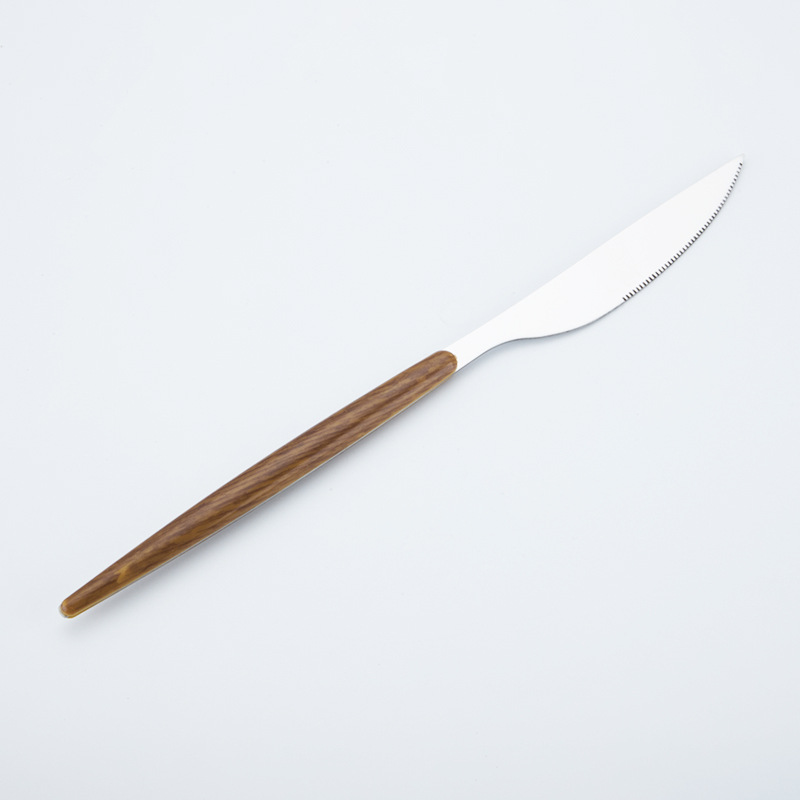 뾰족한 손잡이가 달린 모조 스페이드 나무 메인 테이블 나이프