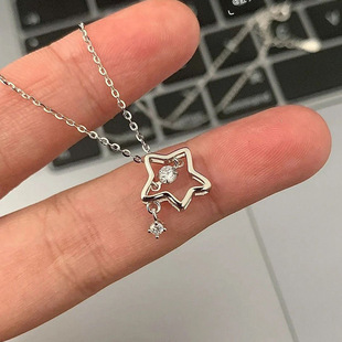 Little Red Book same style fresh clavicle chain beating heart five-pointed star necklace Girl star smart birthday gift