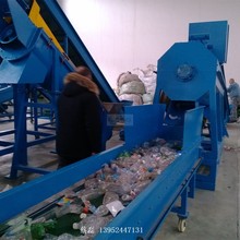 PET�U�f�VȪˮƿ���ɘ��������ƿ�ߜ؟�ϴ��ϴ�������a���O��