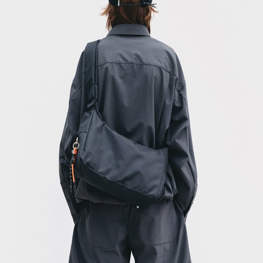 New Japanese and Korean Style Crossbody Bag, Nylon Waterproof Shoulder Bag, Fixed-Gear Cycling Bag, Lightweight Casual Tote Bag, Commuter Bag