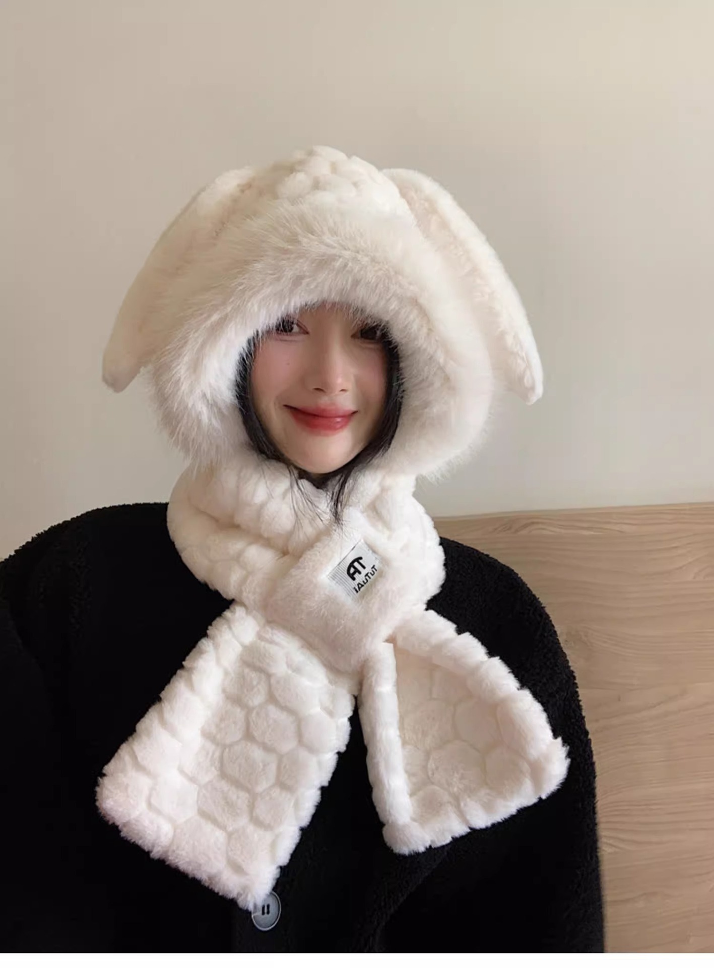 Cute Bunny Scarf Combo For Women Winter Korean Style Face Slimming Fleece Lined Thickened Plush Ear Protection Lei Feng_voghion.com