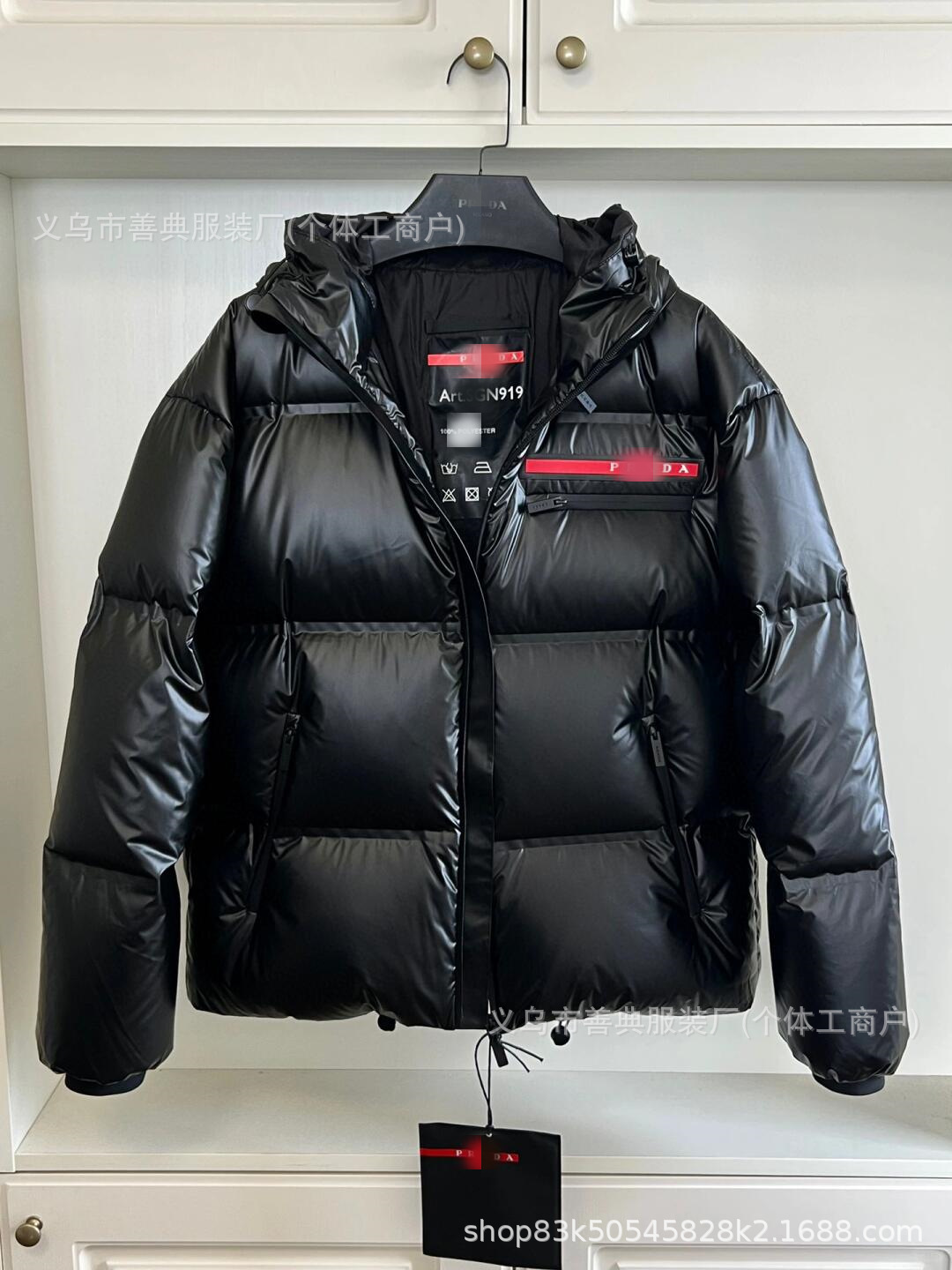 PD Pujia estación europea pareja de invierno con bolsillo de etiqueta roja chaqueta de plumón chaqueta de moda para hombres y mujeres