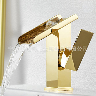 ���s�������l���g�ٲ�ˮ���^Modern Minimalist Luxury Sink Tap