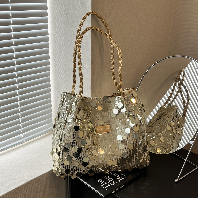 Large-Capacity Sequin Disco Personalized Tote Bag for Women, New Casual Shopping and Going Out, Versatile Fashion Shoulder Bag