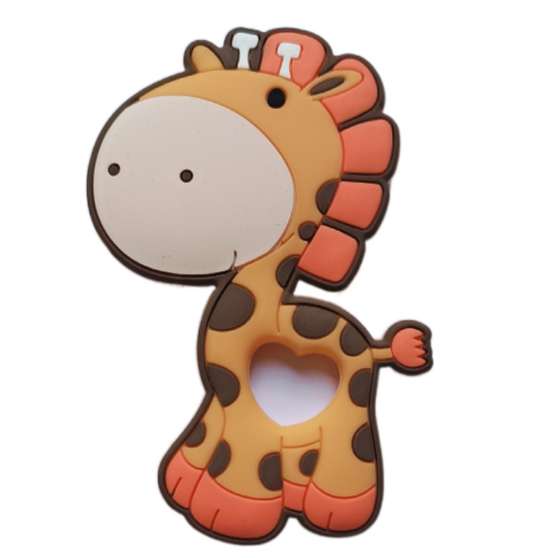 白底橙色长颈鹿