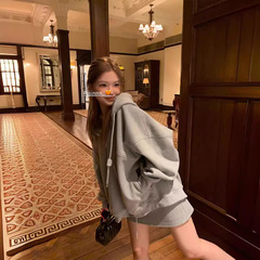 つるガール黒哥フランジクリームスポーツレジャーフード付きパーカー女性秋スカート2点セット