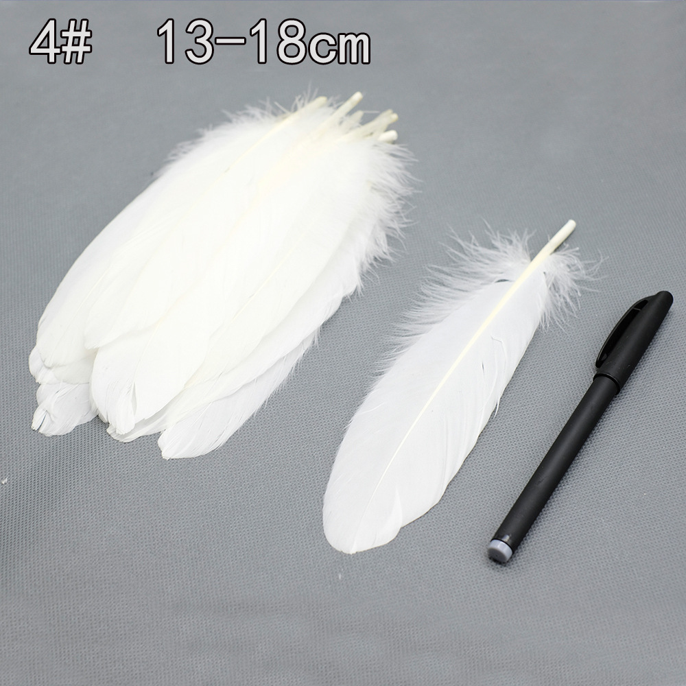 Colección de productos de plumas blancas al por mayor Accesorios de ropa de plumas hechos a mano de bricolaje Accesorios de plumas de ganso Material de plumas de pavo