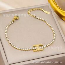�羳�P���T�����Ů����ɫ���R�d���uͨ�羳����W���r����朏S