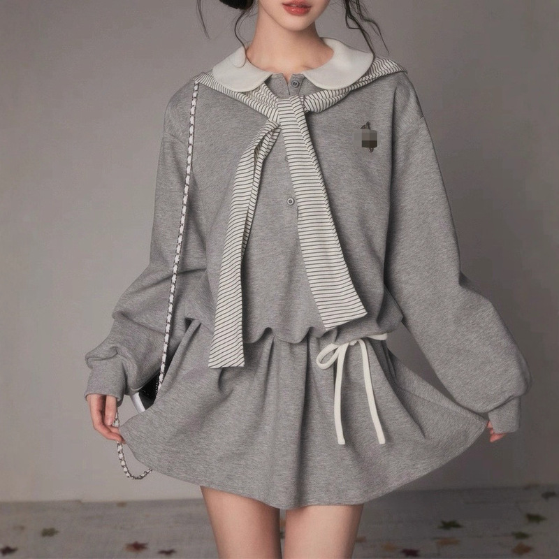 Original Autumn Gray Faux Two-Piece Long-Sleeve Sweatshirt Dress, Korean Style Elegant Short Dress with a Vacation Vibe