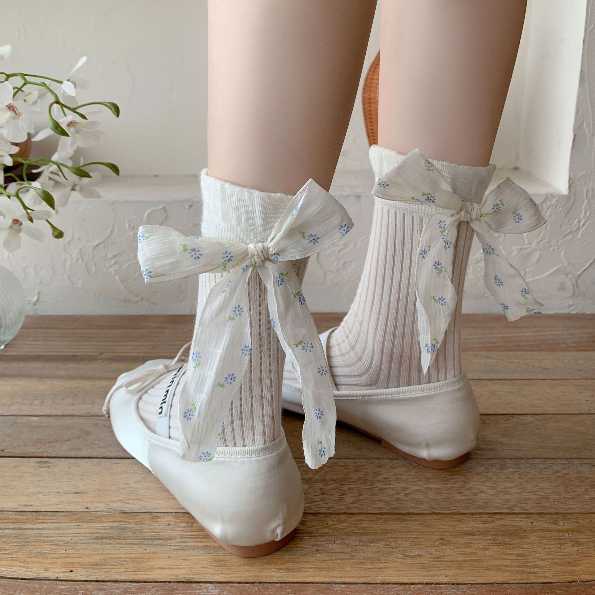 Floral Bow Mid-Calf Socks for Women, Spring/Summer Thin Mesh Striped Atmosphere Korean Style Girl's Lace Slouch Socks