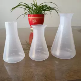 塑料瓶、壶;量筒、量杯;其他塑料包装