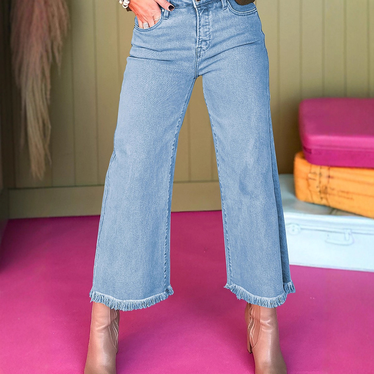 2025年夏季新款高腰纯色牛仔长裤女欧美时尚设计感毛边微喇裤女