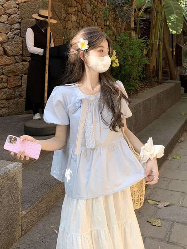 新しい白いリボンレースパフスリーブシャツ女性の夏のデザインプリーツストラップシャツ女性のトップス夏|undefined