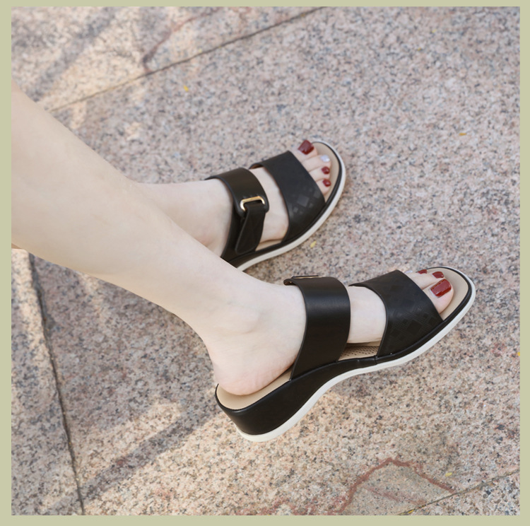 Dép sandal nữ xỏ ngón quai khóa mùa hè phong cách Âu Mỹ, đế bệt thoải mái — Màu đen, Màu hồng, Màu kaki chi tiết 11