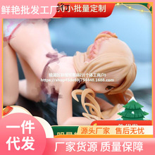 趴姿亚丝娜二次元手办手机支架车载摆件美女泳装公仔汽车摆件批发