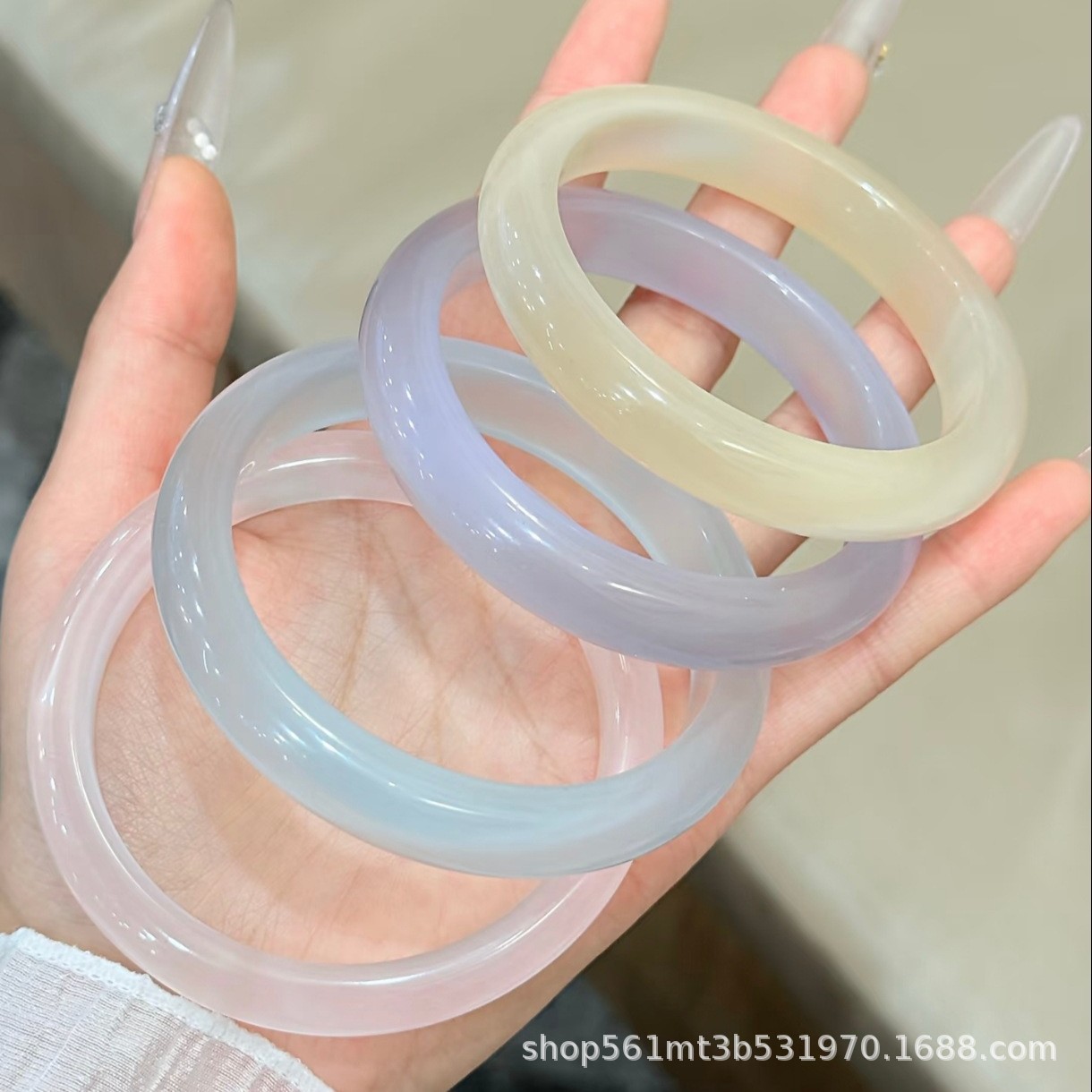 Cat's Eye Stone Bracelet White Moonlight Fashion Women's Niche Design Versatile Model Manufacturer Wholesale Live Supply High-End