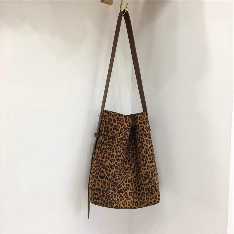 Korean Style Niche Ins Suede Retro Leopard Print Bucket Bag Versatile Shoulder Crossbody Tote Bag For Women - Thumbnail 7