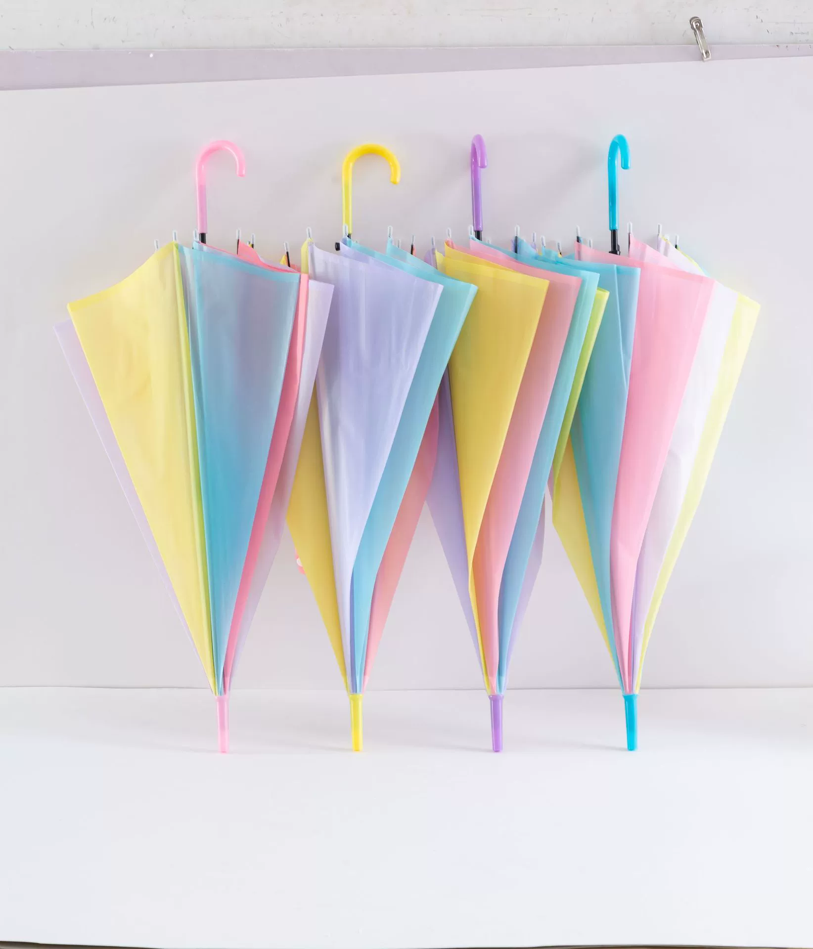 Automatic plastic white high quality umbrella solar-powered PVC