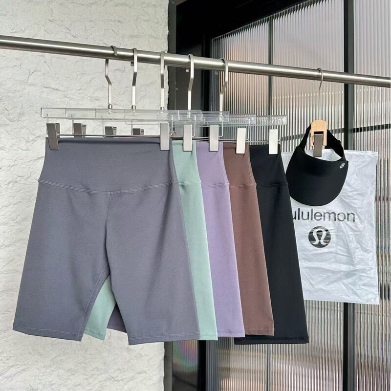 Lulu Original Label Seamless Five-Point Pants with a Naked Feel, High-Waisted Yoga Pants for Women, High Elasticity, Butt-Lifting, Tight-Fitting Sports Pants