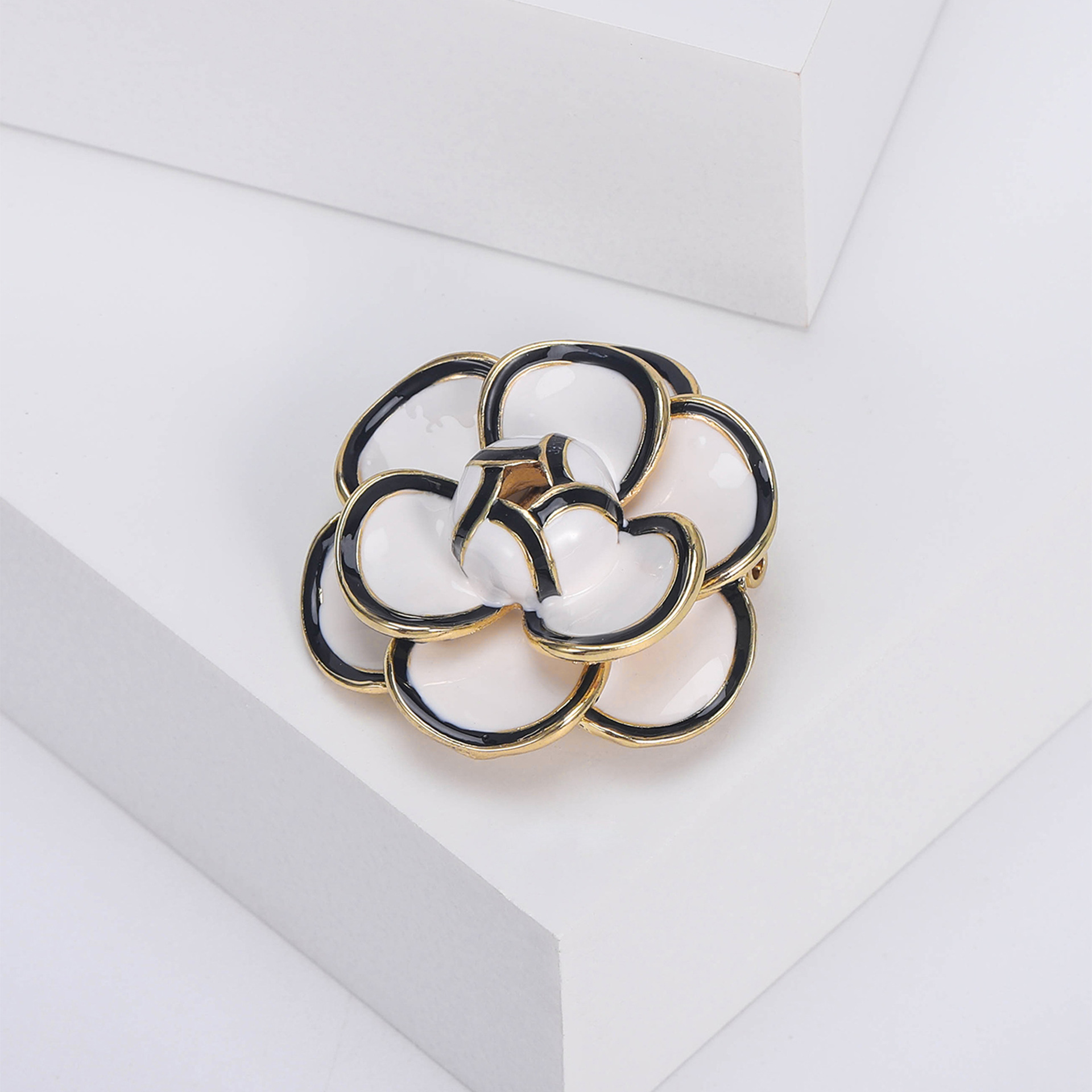 Korean Style Alloy Enamel Camellia Brooch Elegant Coat Accessory_voghion.com