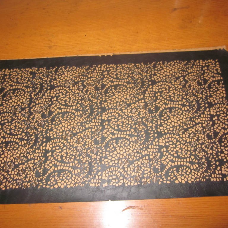 服装皮标激光镭射雕刻激光镂空切割江浙沪地区激光切割加工