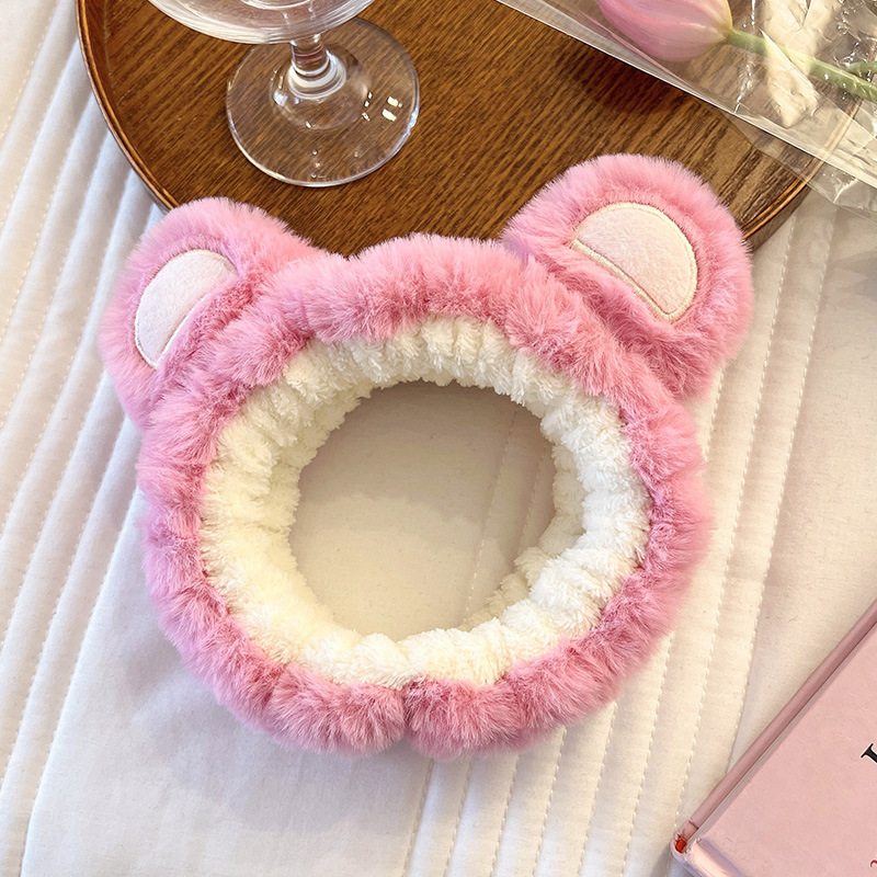 Oso de fresa cara lavado diadema banda de pelo de las mujeres Otoño e Invierno máscara banda de pelo 2022 nueva fresa horquilla de felpa