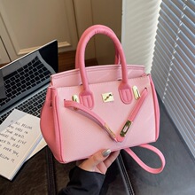 ���������K���2026�紺�¿��������֦�y�μ���r��ײɫб���Ů