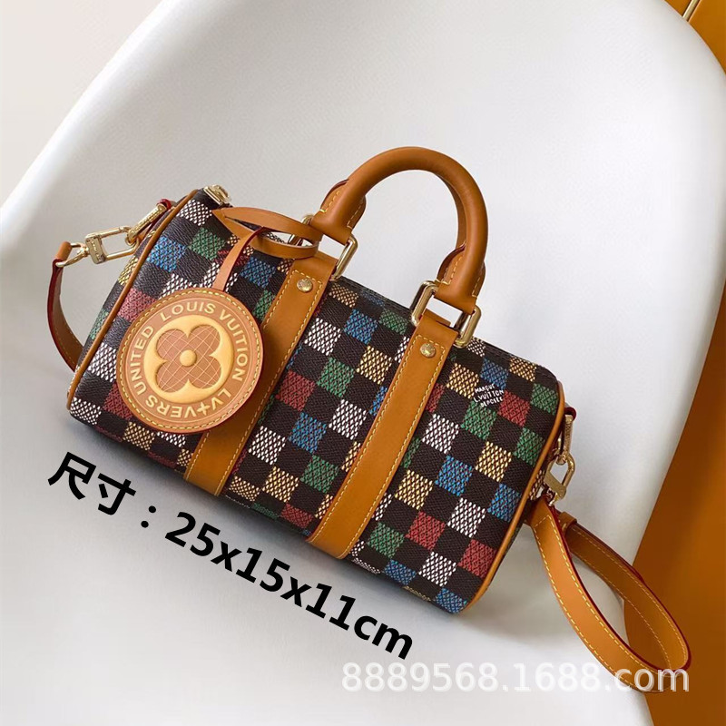 直接供給クロスボーダー m lv メンズバッグレディースバッグブラックウォリアーメッセンジャーバッグ枕バッグチェーンバッグボックスバッグポータブルブリーフケース|undefined