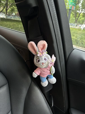 Official Zootopia Judy Nick Car Seatbelt Shoulder Pad Car Seatbelt Cover Car Interior Decoration (Sürətlər qutusu və əl tormozu başlıqları) - shoulder-pads-black-linen-genuine-judy-bouquet-single