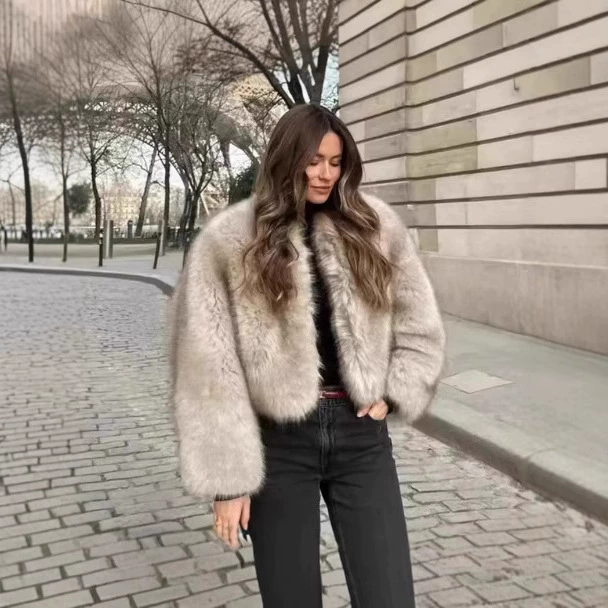 Производитель меха Amazon, европейская и американская осенне-зимняя короткая верхняя одежда из искусственного меха, куртка из окрашенного меха с острым круглым вырезом, женская одежда