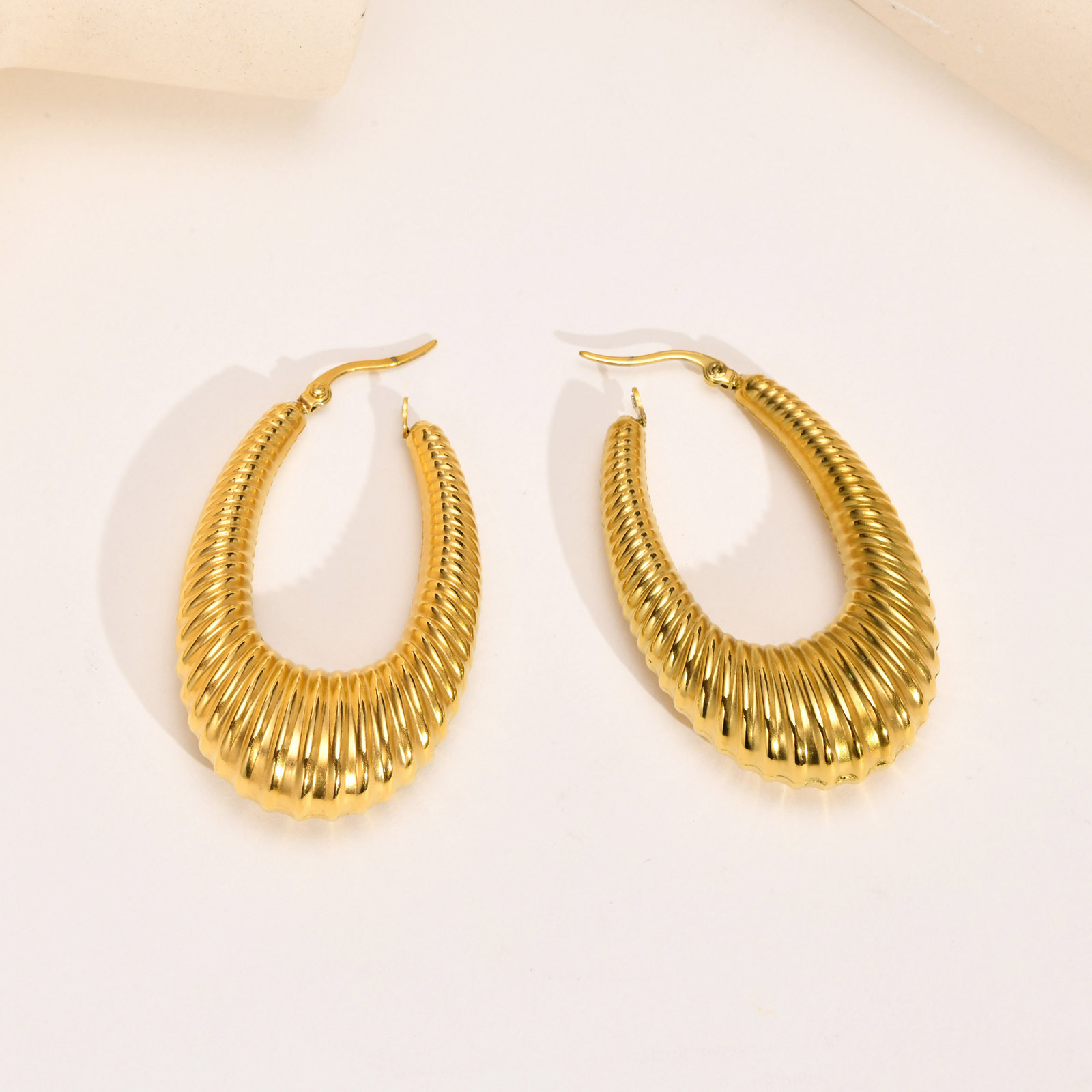 Fashion Solid Color Stainless Steel Plating Earrings 1 Pair