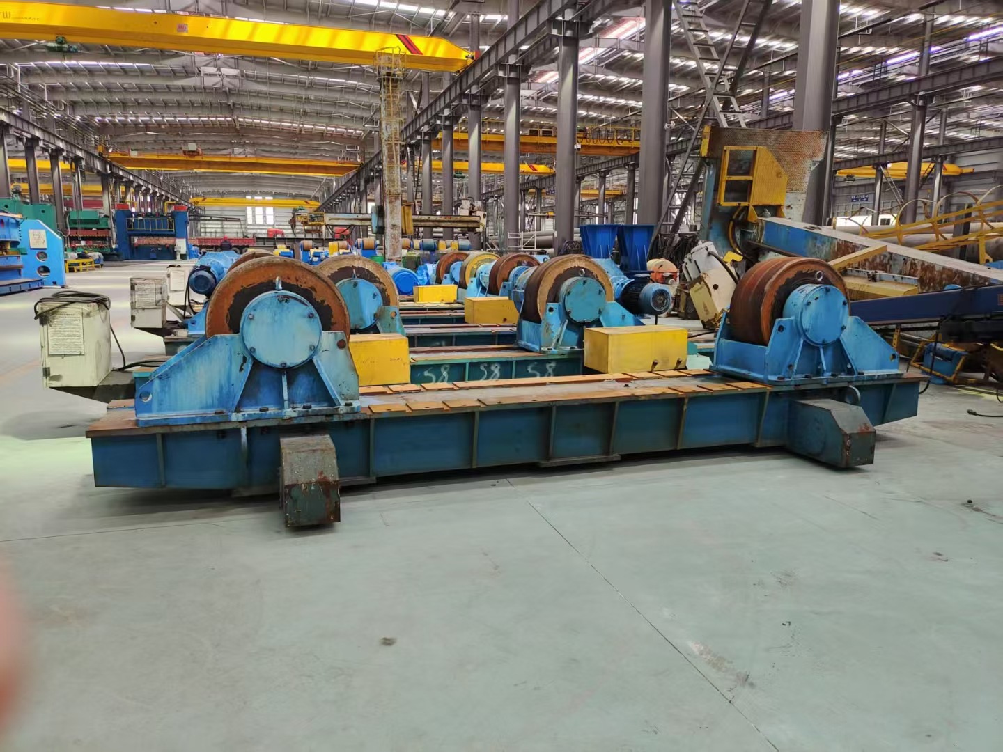 996EEFEFE3ED621368F7F7C17C0109