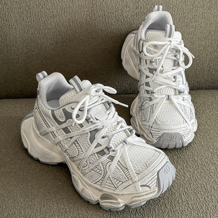 ��������ϵ�Ь��Ůͬ��2025�ļ�͸��W���\��Ь���߰ٴ���HЬ��