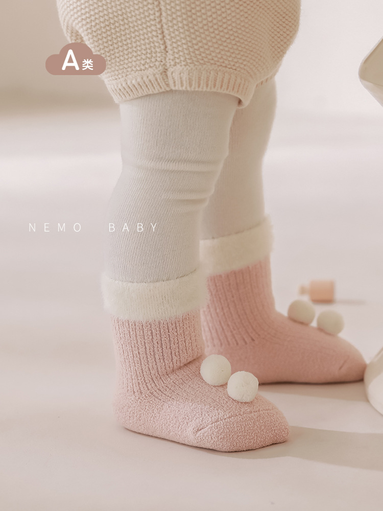 Calcetines de recién nacidos otoño-invierno más calcetines de lana para niños de color sólido, calcetines calientes para bebés y niños pequeños image 3