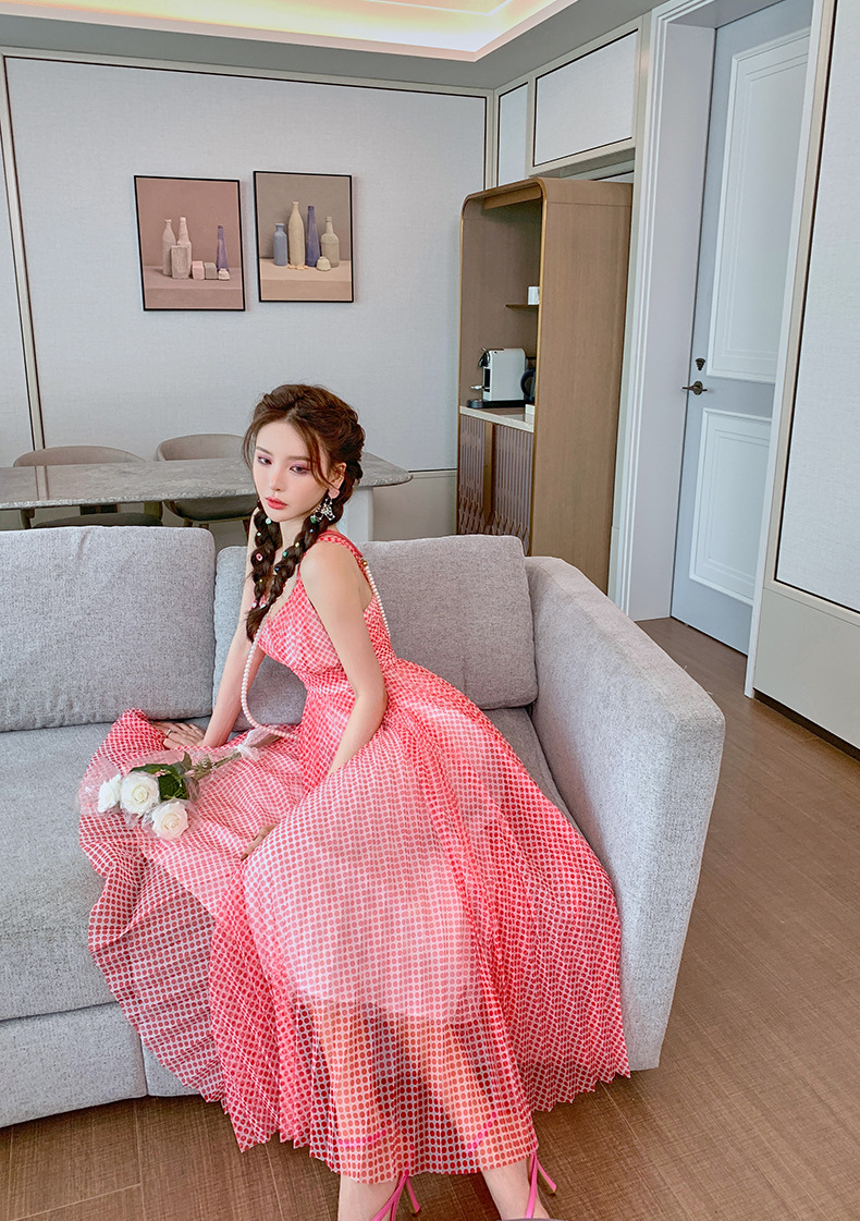 Váy maxi cổ chữ V chấm bi lưới xếp ly cạp cao tay địu — Màu đỏ chi tiết 14