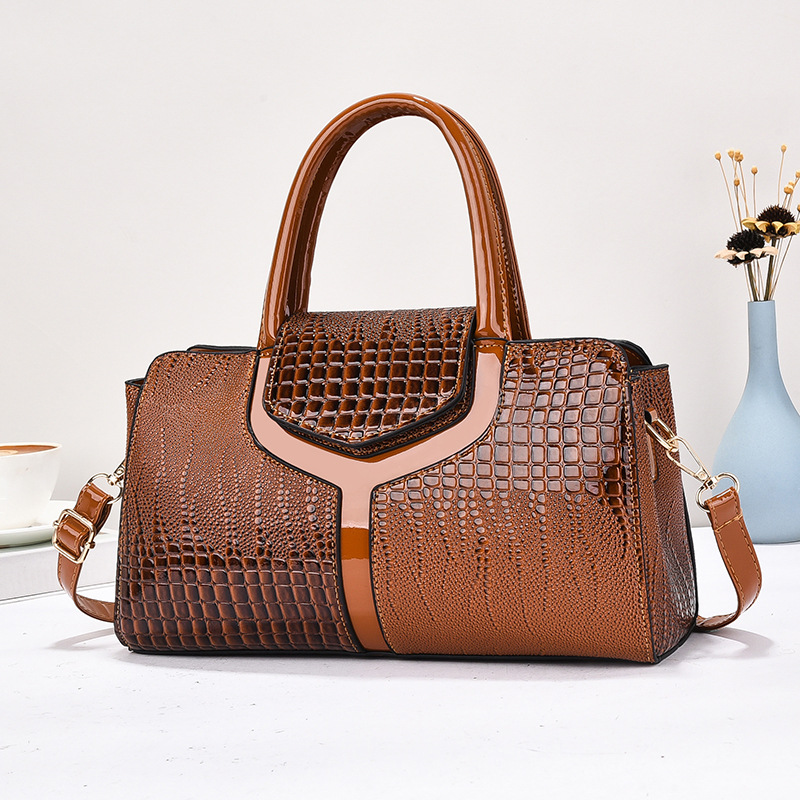 Nuevas bolsas de mujer transfronterizas con patrón de cocodrilo, bolsas de moda para mujeres, bolsas de madre, bolsas de hombro para viajar.