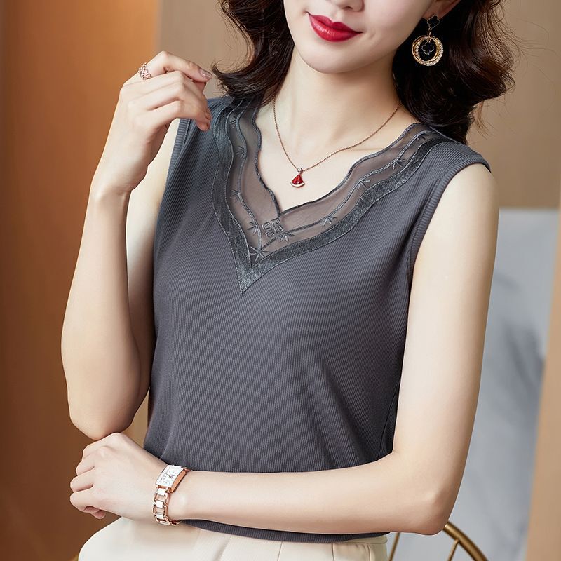 High-End Lace Camisole for Women, Summer Design, Niche Style, Sleeveless Knitted Base Shirt, French-Style Top for Women