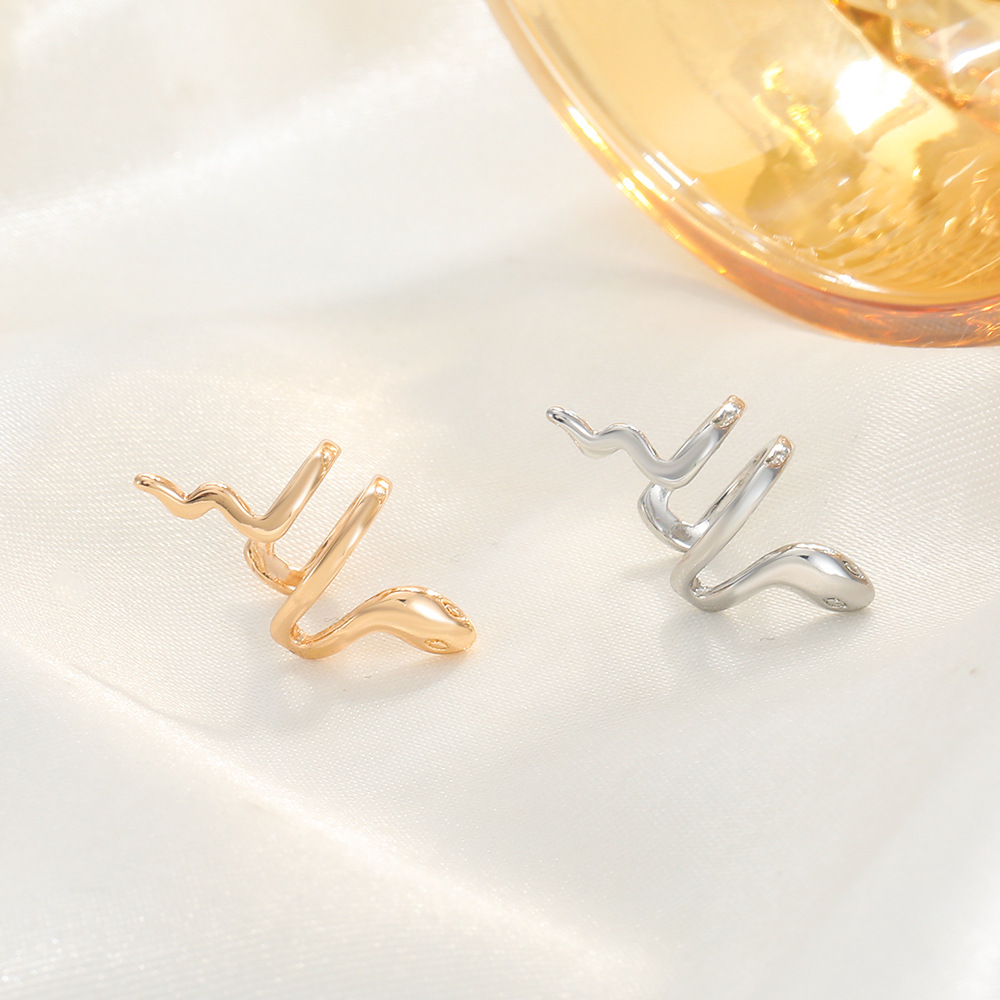 1 Piece Quantity Daily Occasion Alloy Material Wholesale Jewelry Fashion Snake Alloy Plating Ear Clips