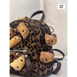 栢艺小众辣妹新款豹纹kitty双肩包收纳便携户外旅游毛绒背包