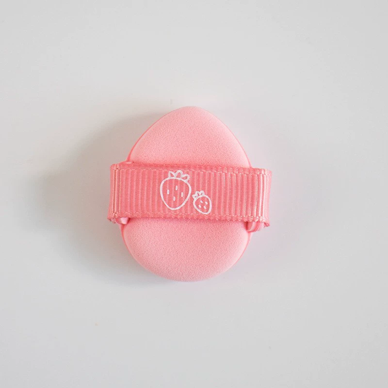 Powder Puff (Guo Xiao Niu) Strawberry Cushion — Dual-Use Dry & Wet, Super-Soft Strap
