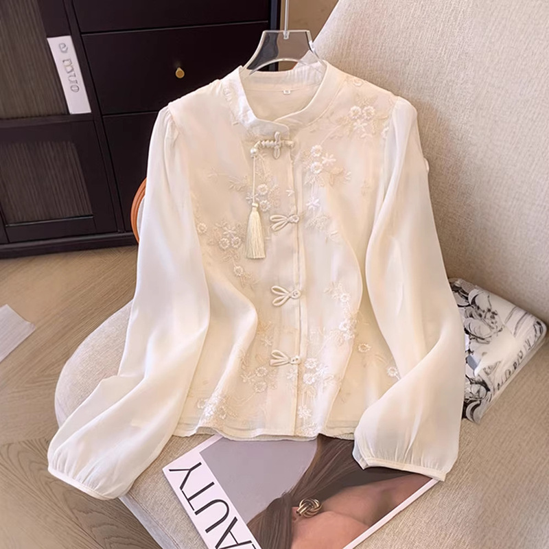 New Chinese-Style National Style Embroidered Buttoned Tassel Long-Sleeved Shirt for Women 2026 New Embroidered Patchwork Top A10256 New Chinese-Style National Style Embroidered Buttoned Tassel Long-Sleeved Shirt for Women 2026 New Embroidered Patchwork Top A10256