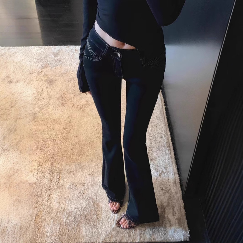 He Chenxi1 Long-Legged Supermodel Low-Waist Slim-Fit Pants Black Tight-Fitting Micro-Flare Jeans for Women Autumn 2026 New Style