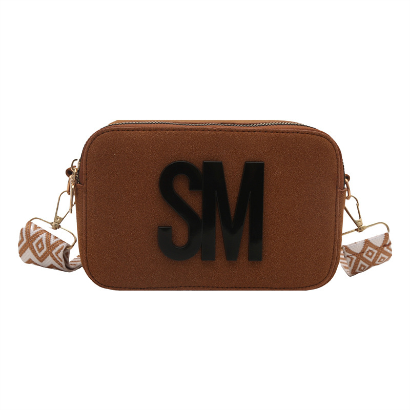 Bolso de hombro para mujeres 2025 primavera nueva bolsa de cámara ancha correa de hombro letras bolso de moda simple bolso de hombro