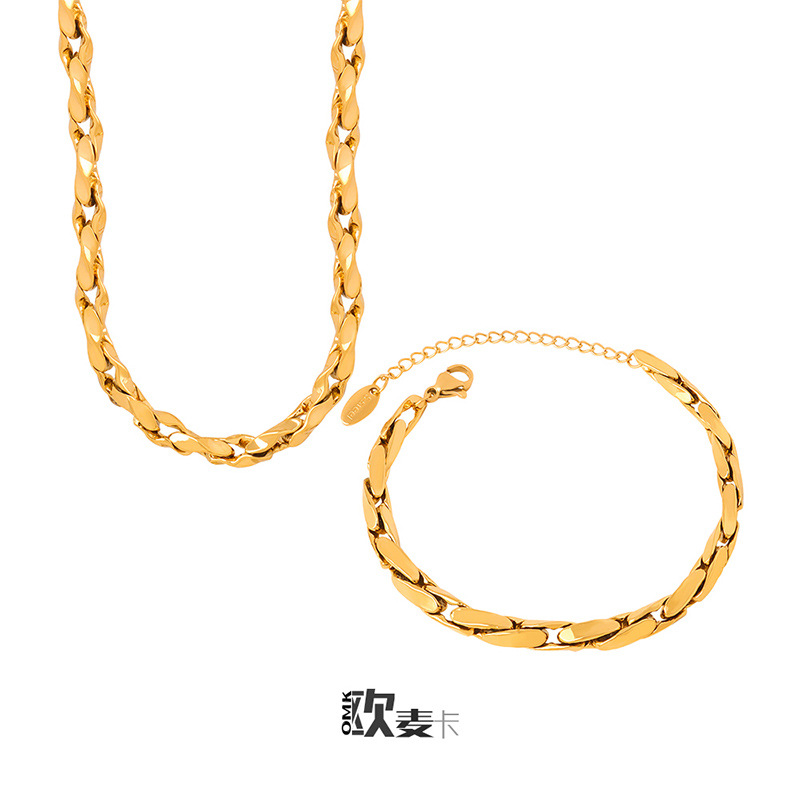 Barroco Cadena de clavícula titanio acero 18K oro reina madre collar luz lujo nicho punk pulsera versátil temperamento joyería