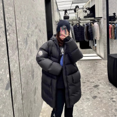 毒家现货原标M蒙家网红款中长款大号毛毡徽章90白鹅绒羽绒服外套