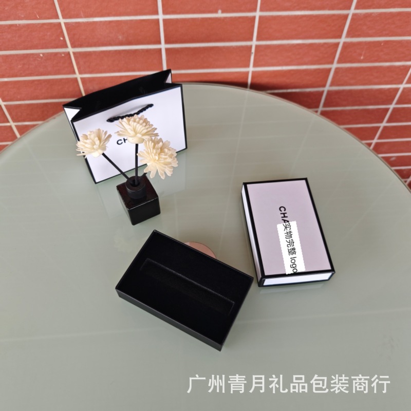 专柜ch小香家香水礼盒口红洗面奶礼盒手袋购物袋厂家批发|undefined