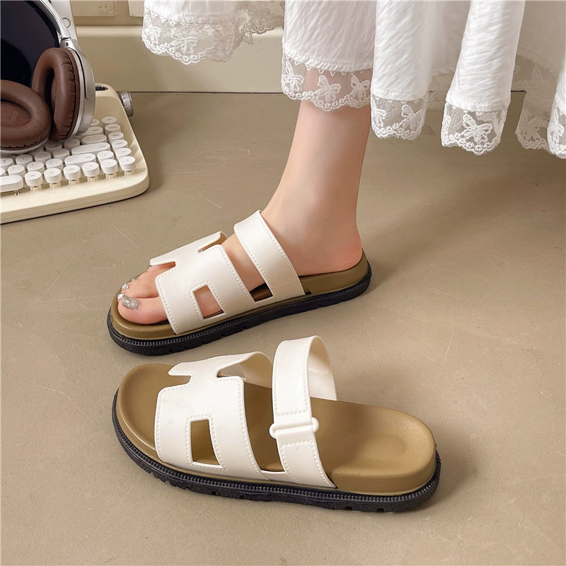 Сандалии на одном ремешке для летней верхней одежды 2025 года, новые интернет-знаменитости, уличные повседневные пляжные тапочки Birkenstock на толстой подошве, супер популярные