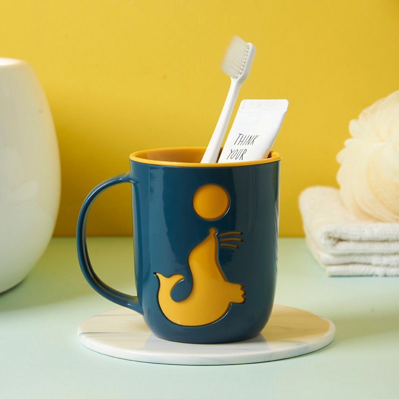 Luz y lujo simple león mar enjuague taza de dibujos animados creativos para el hogar taza de lavado taza de cepillo de dientes de alto valor familiar taza de agua de viaje