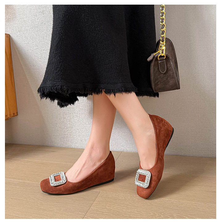 Giày búp bê nữ mũi vuông đính đá, da lộn, đế mềm độn trong, gót xuồng thấp — Màu kaki, Màu nâu, màu đen chi tiết 24