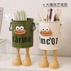 かわいい大きな口のデスクトップの筆筒ins風の小さい鉄の桶の学生の雑物は小さい桶の文房具の化粧ブラシを収納して筆の桶を置きます。